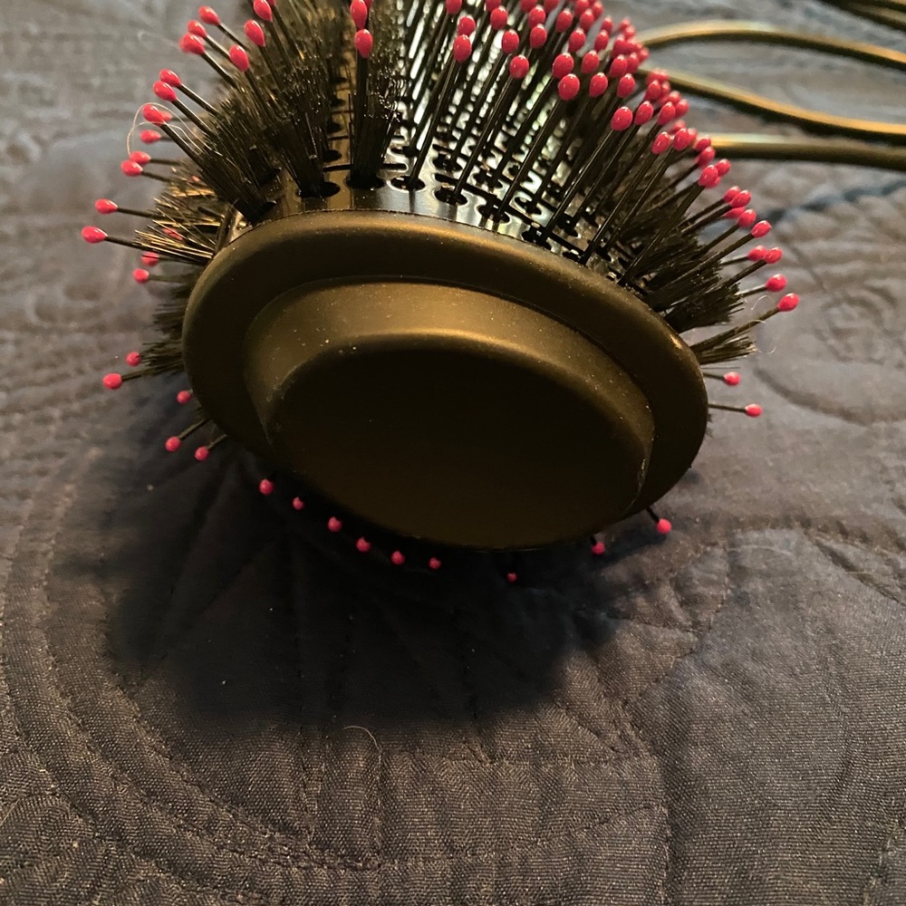 Dryer / Styler - Picture 2 of 4